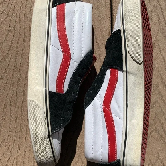 Vans Men's Black and Red Sneakers - Picture 3 of 5